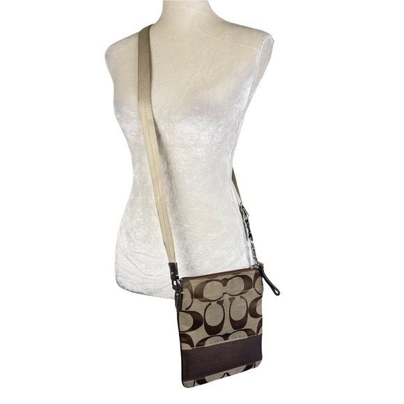 Coach Brown Signature Jacquard Stripe Crossbody Bag Purse Adjustable Strap - Picture 1 of 10